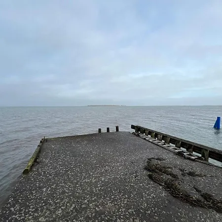 6 Person In Horslunde